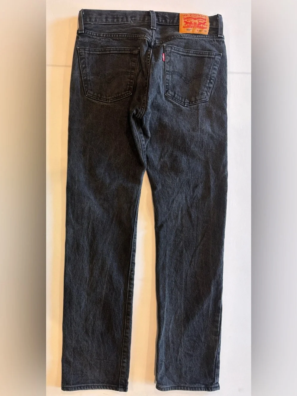 LEVI’S Men's Black 501 Relaxed Straight Jeans Size 30x32 EUC